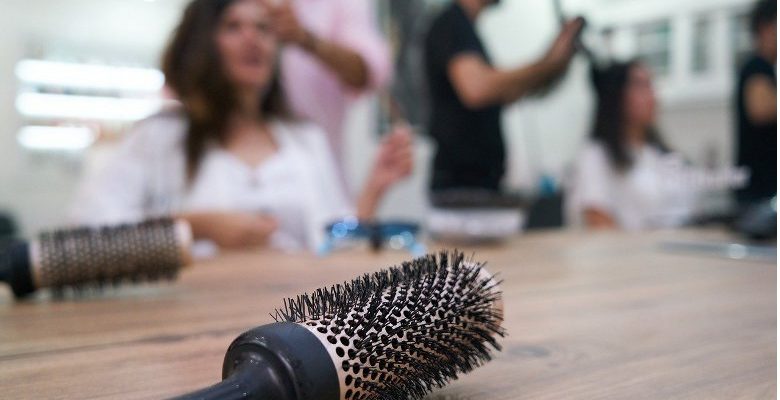 Comment se former à la coiffure en France ?